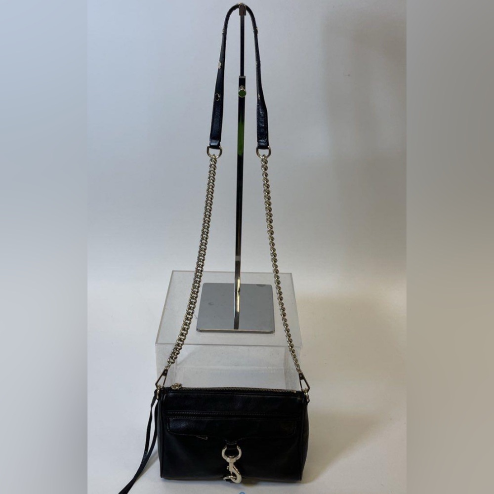 🛑 1 hour sale. Rebecca Minkoff, Black Leather Crossbody Bag w/ Gold tone accents - Picture 6 of 9